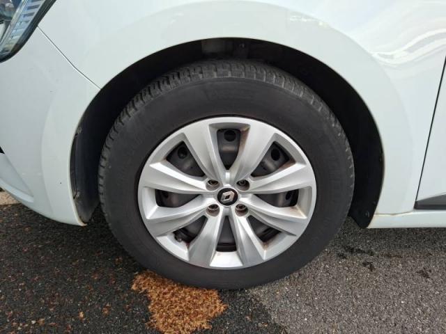Renault Clio image 9