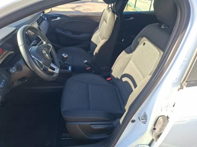 Renault Clio image 6