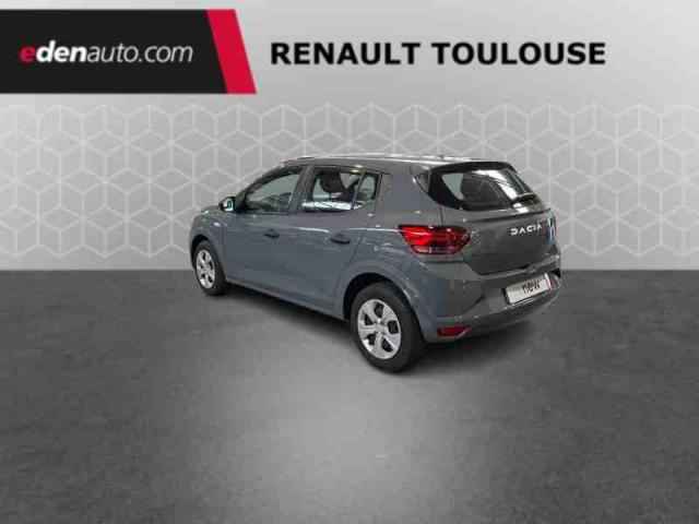 Dacia Sandero image 2