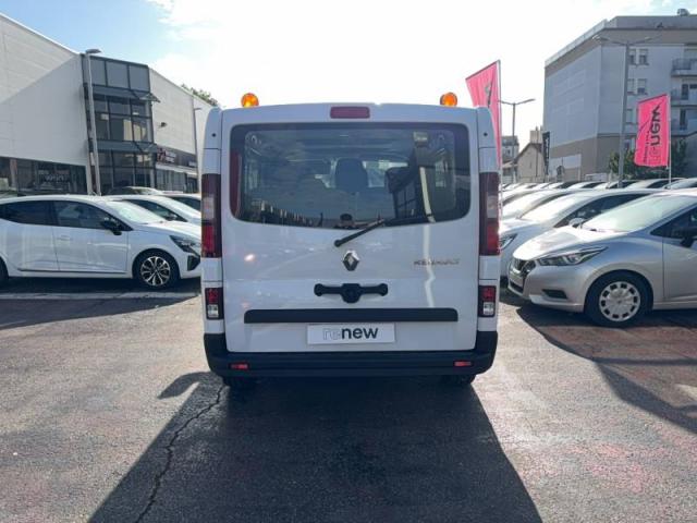 Renault Trafic image 8