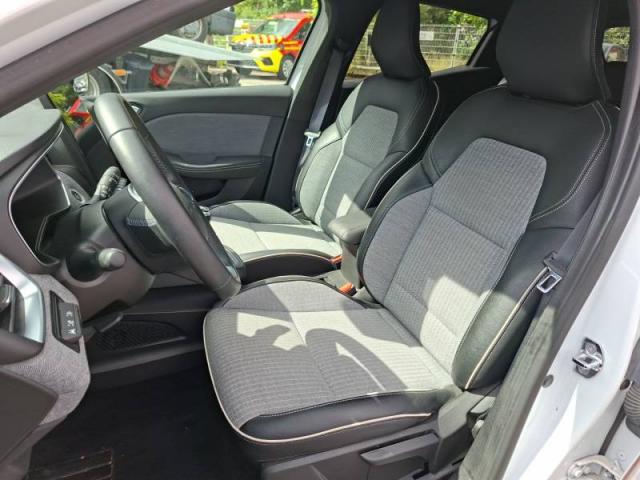 Renault Clio image 6