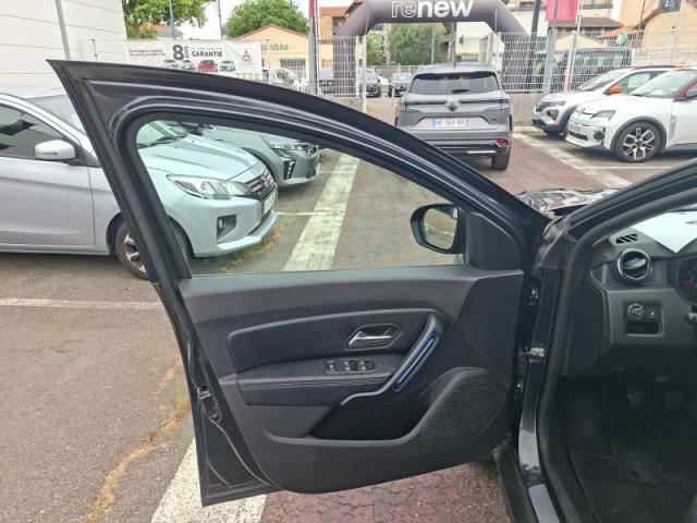 Dacia Duster image 1