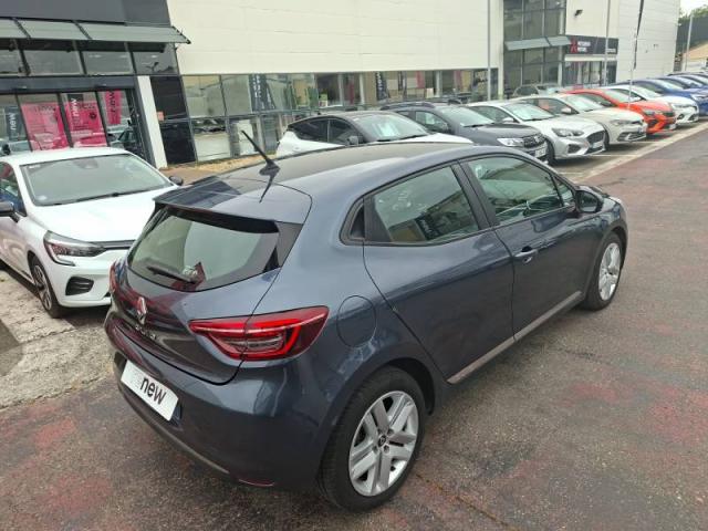 Renault Clio image 9
