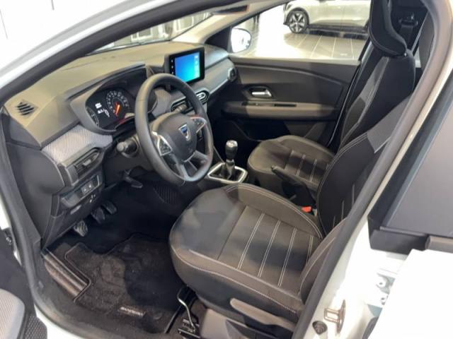 Dacia Sandero image 3
