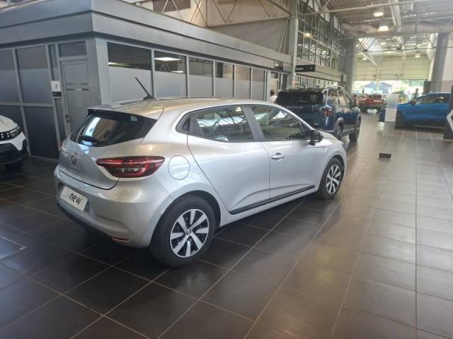 Renault Clio image 6