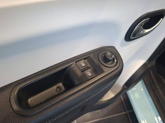 Renault Twingo image 8