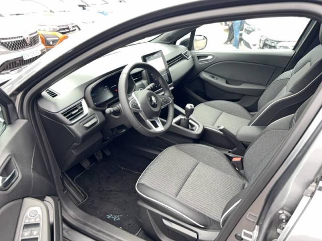 Mitsubishi Colt image 7