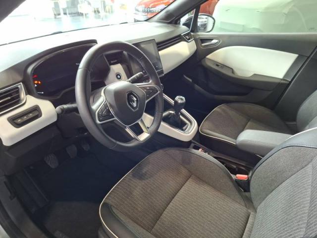 Renault Clio image 6