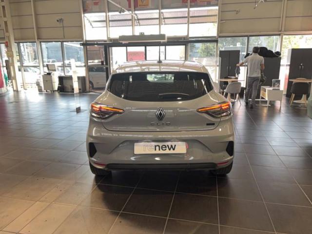 Renault Clio image 6