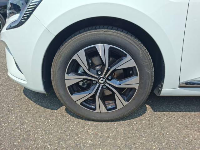 Renault Clio image 8