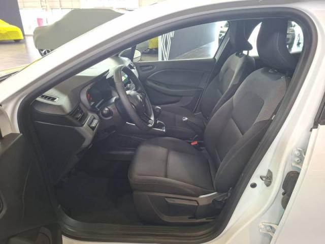 Renault Clio image 9