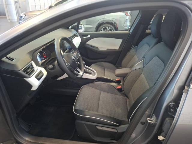 Renault Clio image 2