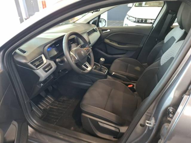 Renault Clio image 1