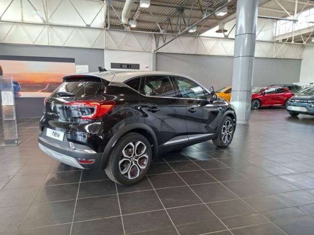 Renault Captur image 2