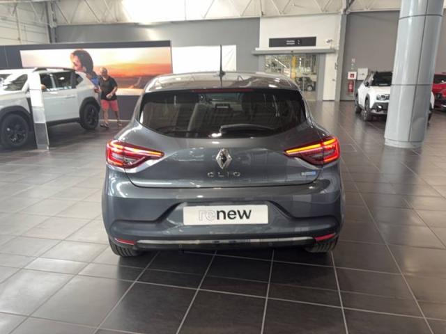 Renault Clio image 9