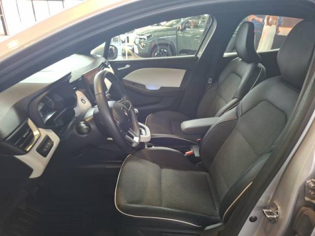 Renault Clio image 1