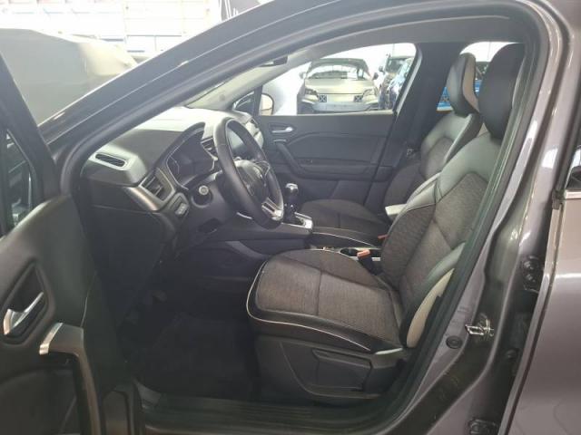Renault Captur image 8