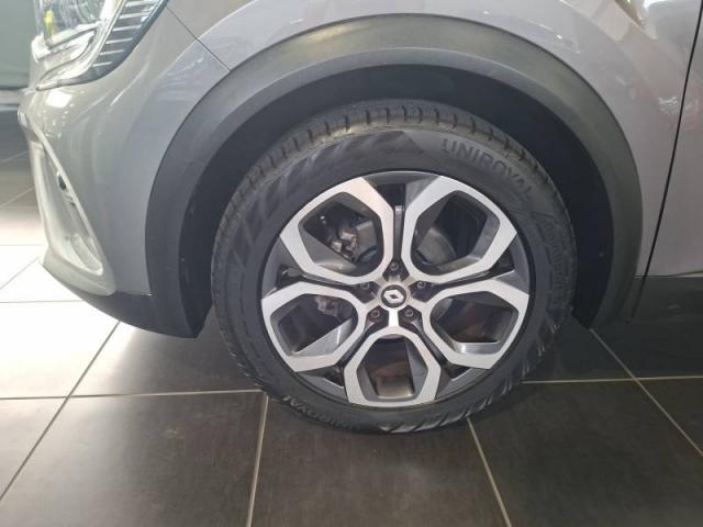 Renault Captur image 6