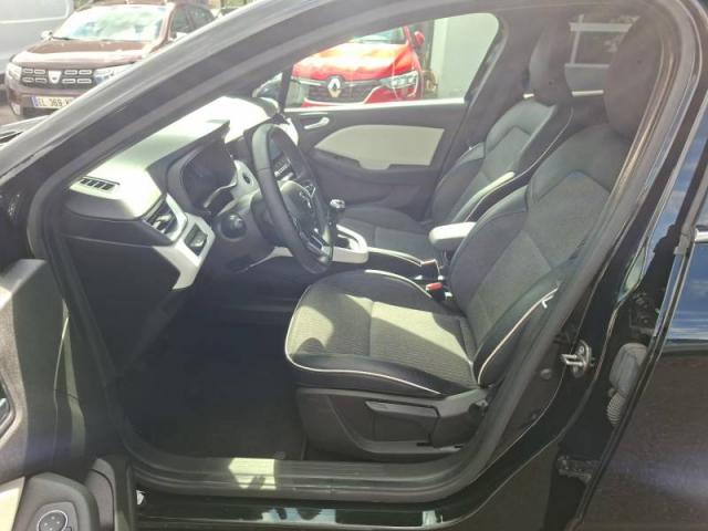 Renault Clio image 9