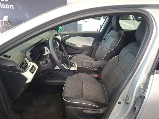 Renault Clio image 9