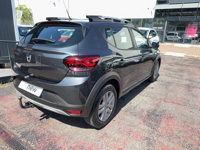Dacia Sandero image 2