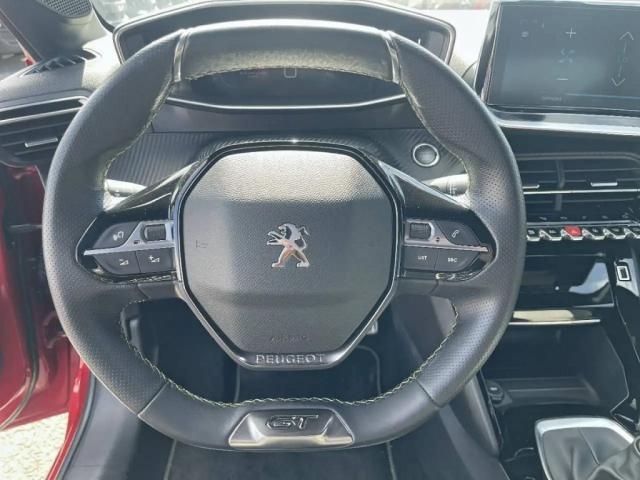 Peugeot 208 image 5