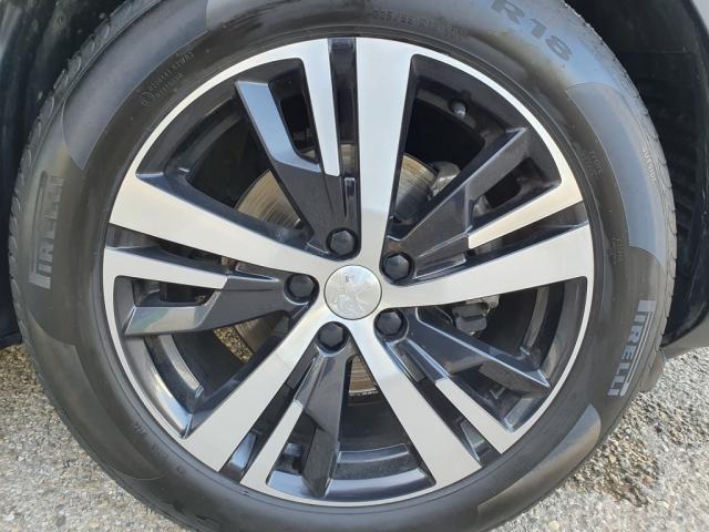 Peugeot 5008 image 3