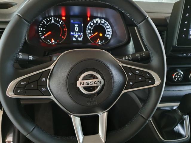 Nissan Primastar image 9