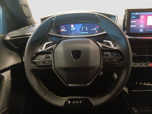 Peugeot 2008 image 9