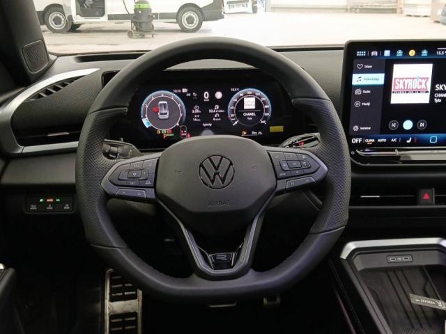 Volkswagen T-Roc image 1