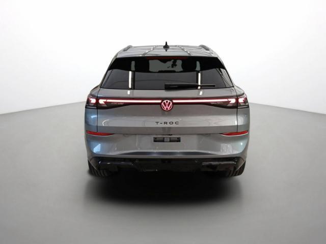 Volkswagen T-Roc image 2