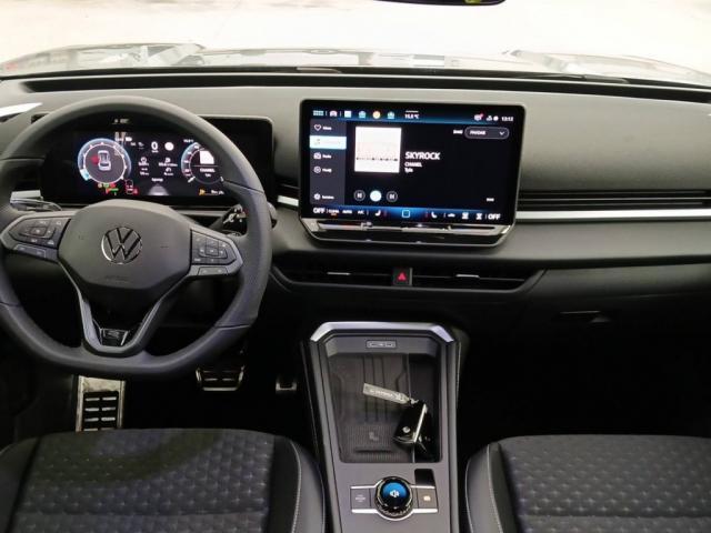 Volkswagen T-Roc image 6