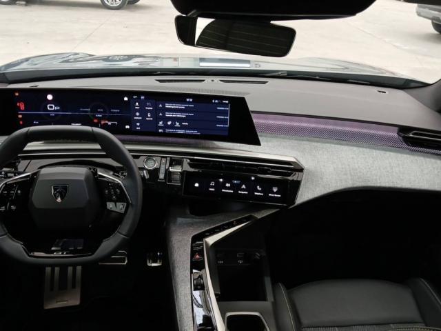 Peugeot 5008 image 9