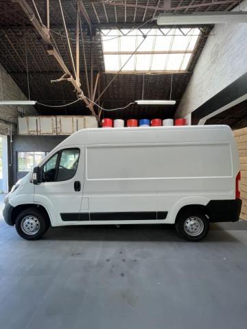 Peugeot Boxer image 2