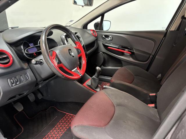 Renault Clio Estate image 6