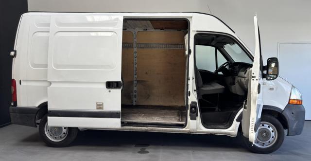 Renault Master image 9