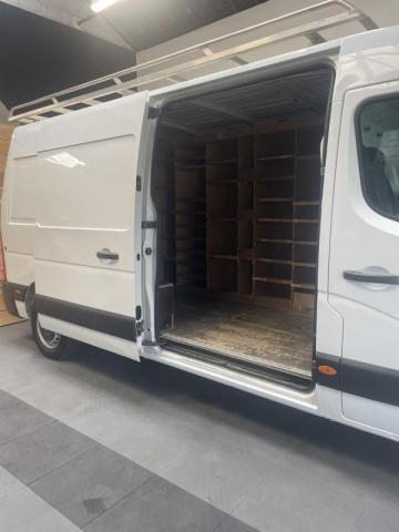Renault Master Combi image 1