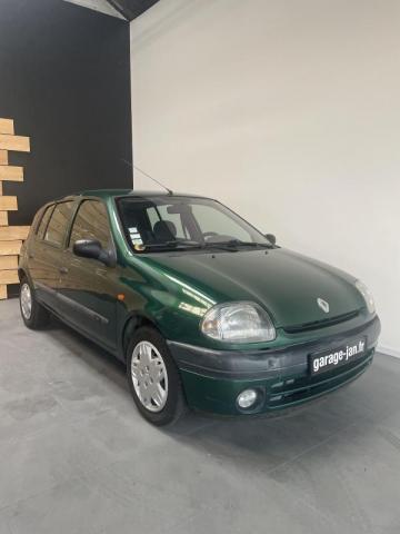 Renault Clio image 1