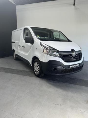 Renault Trafic image 2