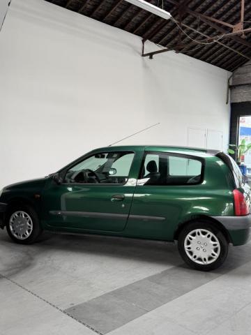 Renault Clio image 1