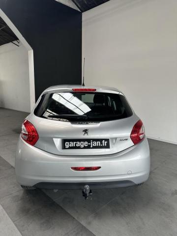 Peugeot 208 image 5