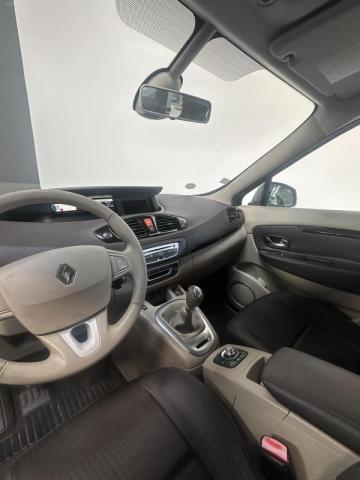 Renault Scénic image 3