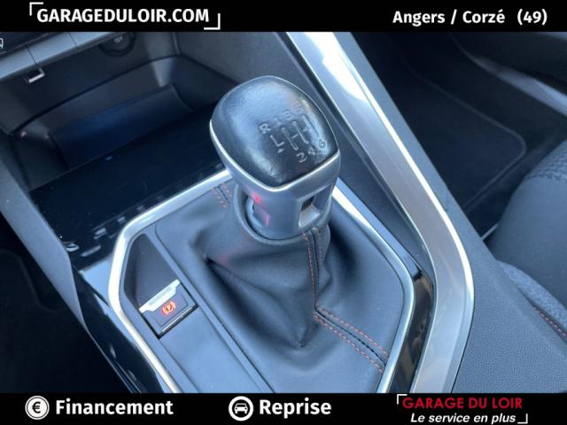 Peugeot 3008 image 2