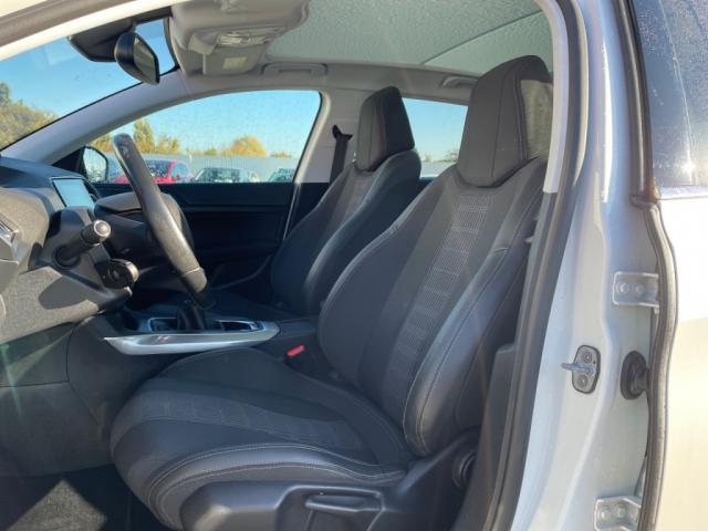 Peugeot 308 image 6