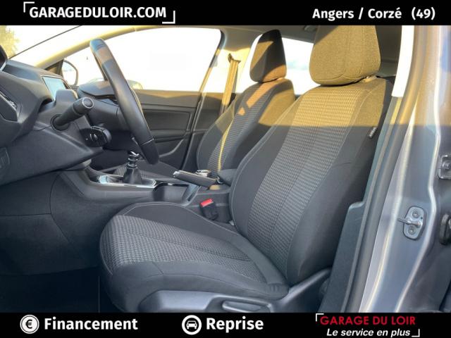 Peugeot 308 image 8