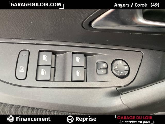 Peugeot 2008 image 4