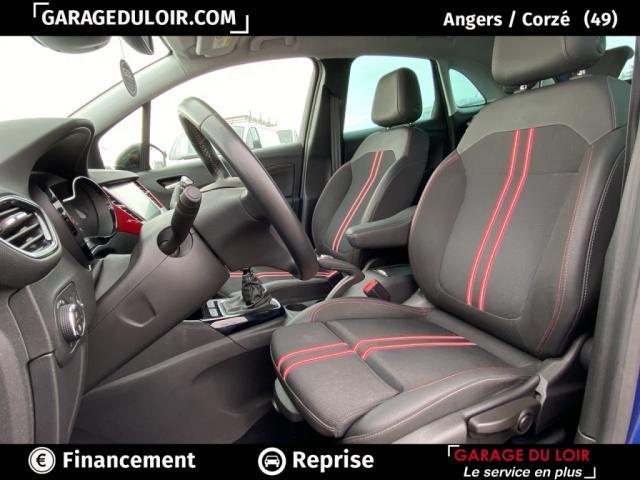 Opel Crossland image 2