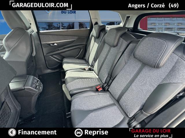 Peugeot 5008 image 8