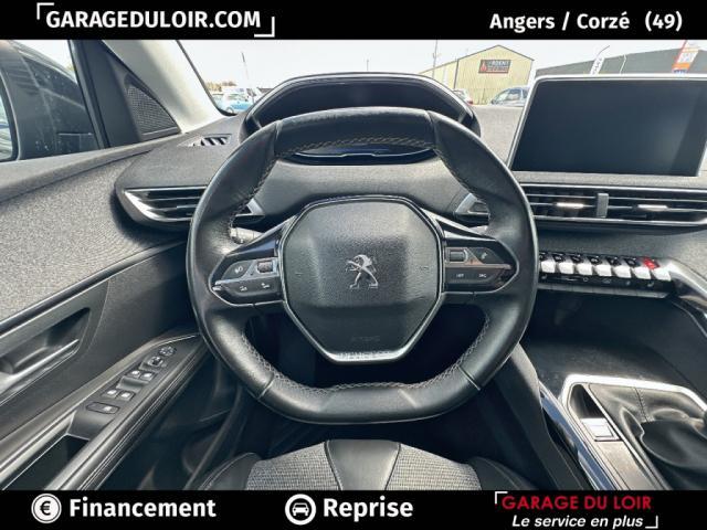 Peugeot 5008 image 1