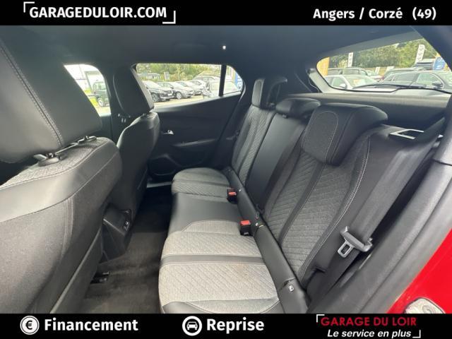 Peugeot 2008 image 2